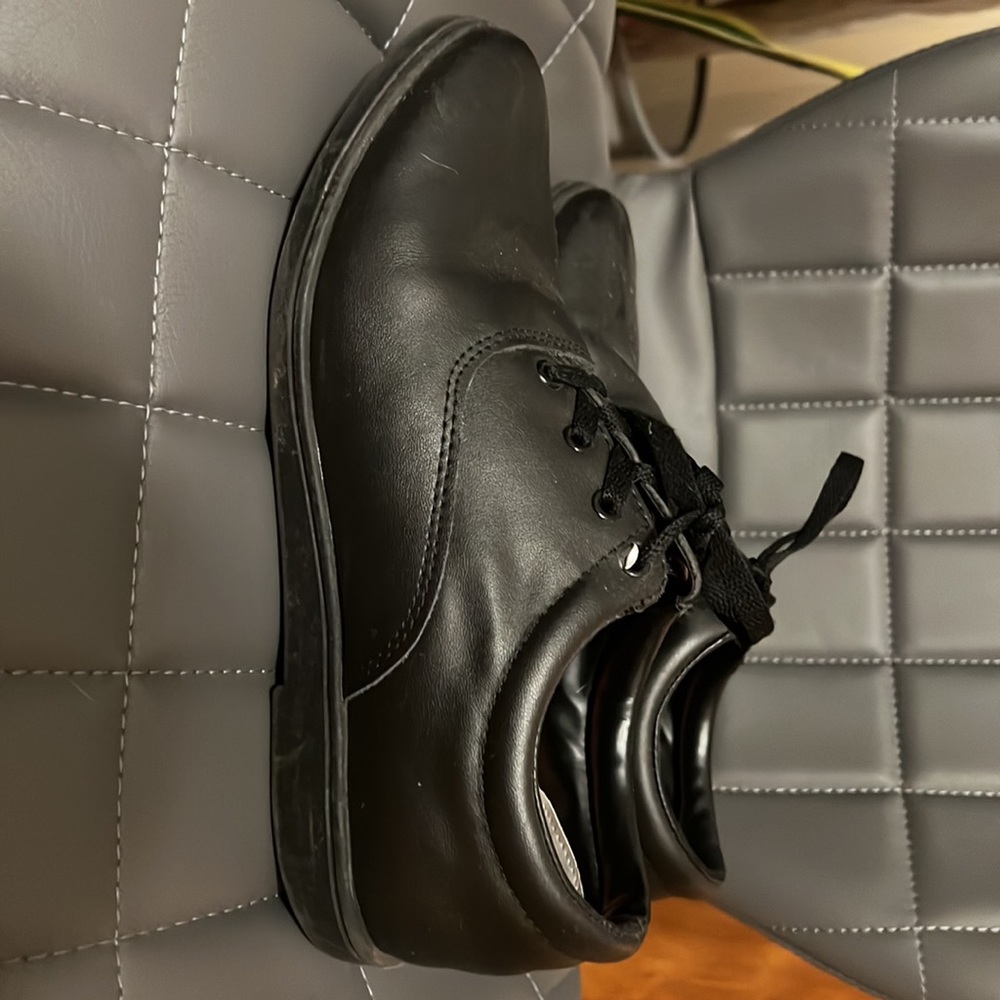 Black dinkles / dress shoes